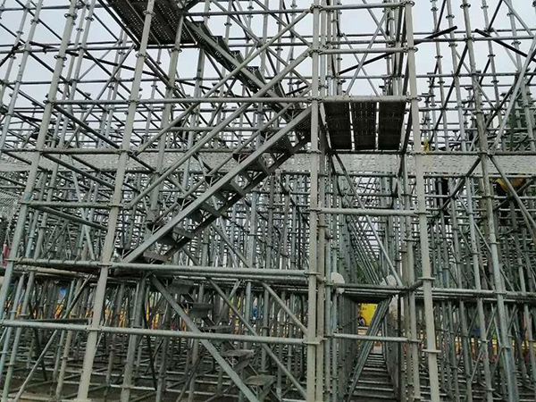 選擇沈陽腳手架租賃公司，為建筑工地添動(dòng)力，安全高效施工！